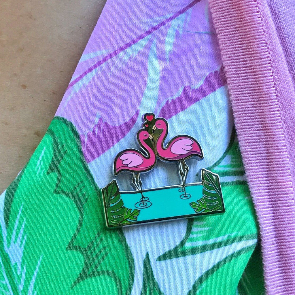 Pinup Mid-Century Modern Flamingo Tiki Love Lapel Pin - Silver