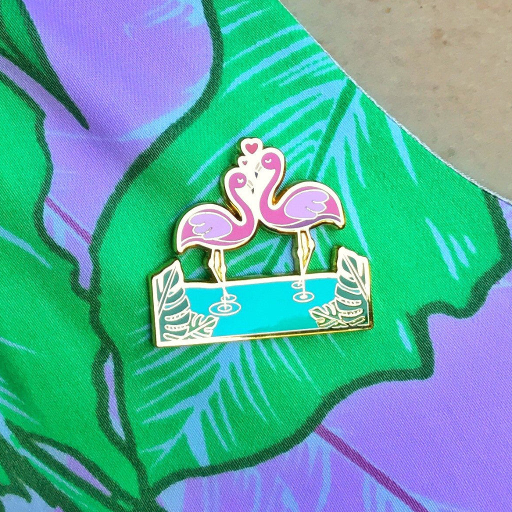 Kitschy Retro Flamingo Tiki Love Pin Pinup Girl  - Gold